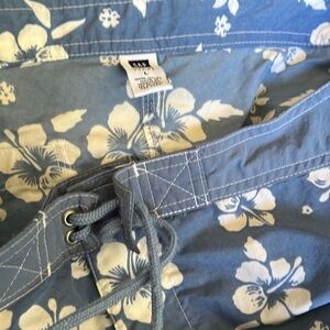 Adorable gap swim shorts, Hawaii style